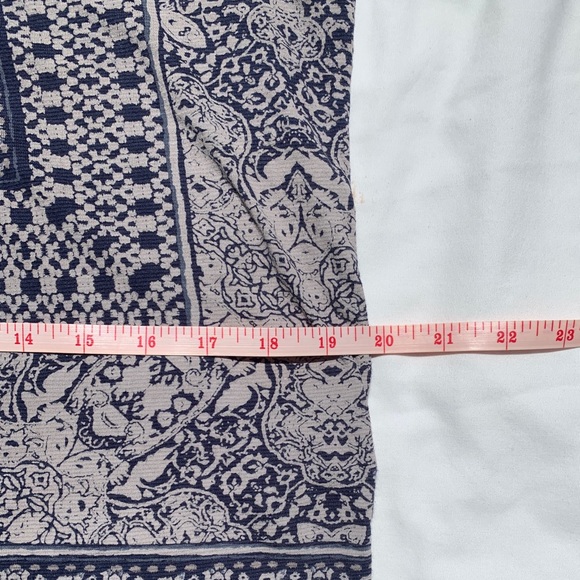 Lucky Brand Crochet Tank Top S Navy Blue Gray Paisley V Neck Sleeveless Boho - Picture 10 of 12